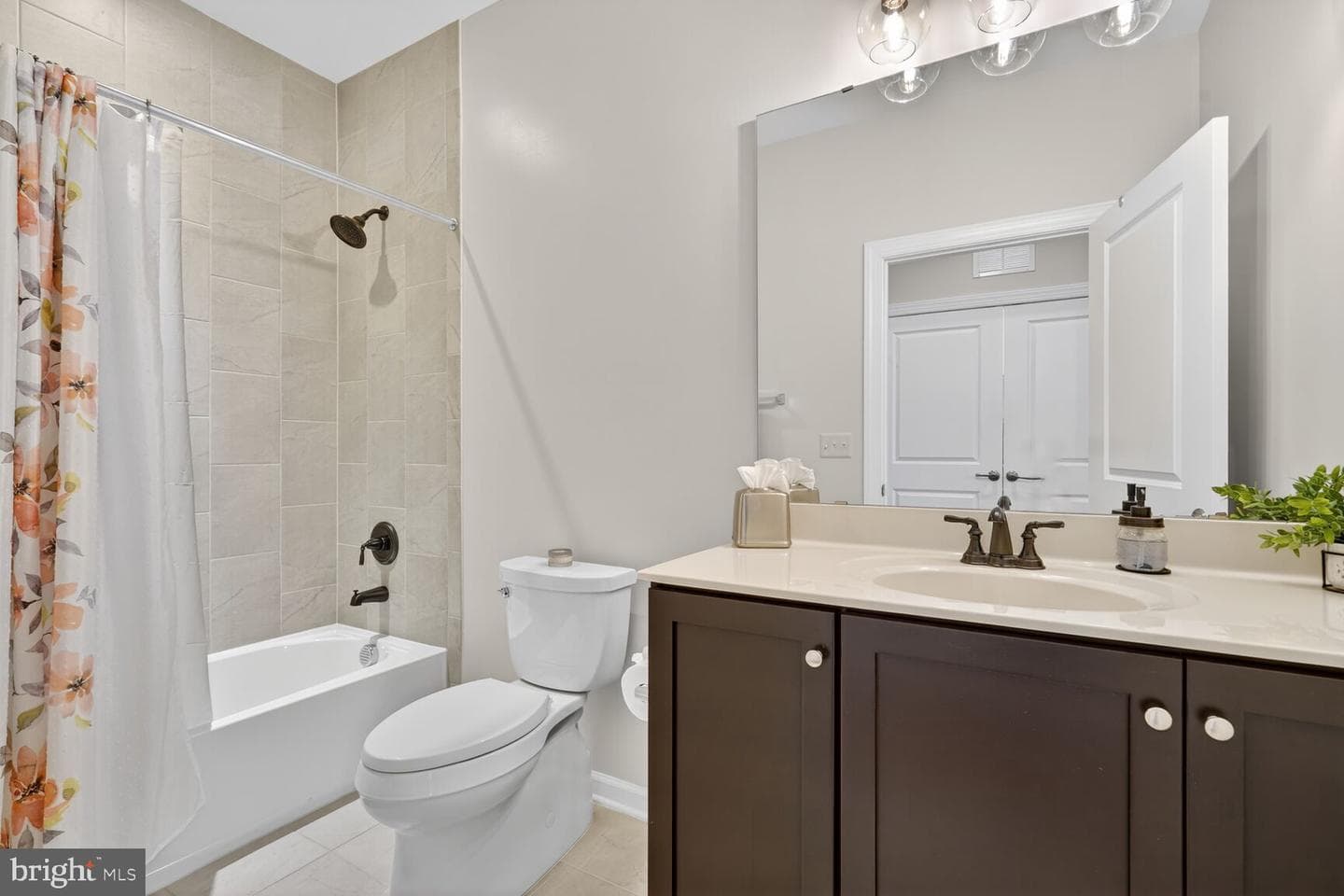 13890 Clear Lake Circle photo 32