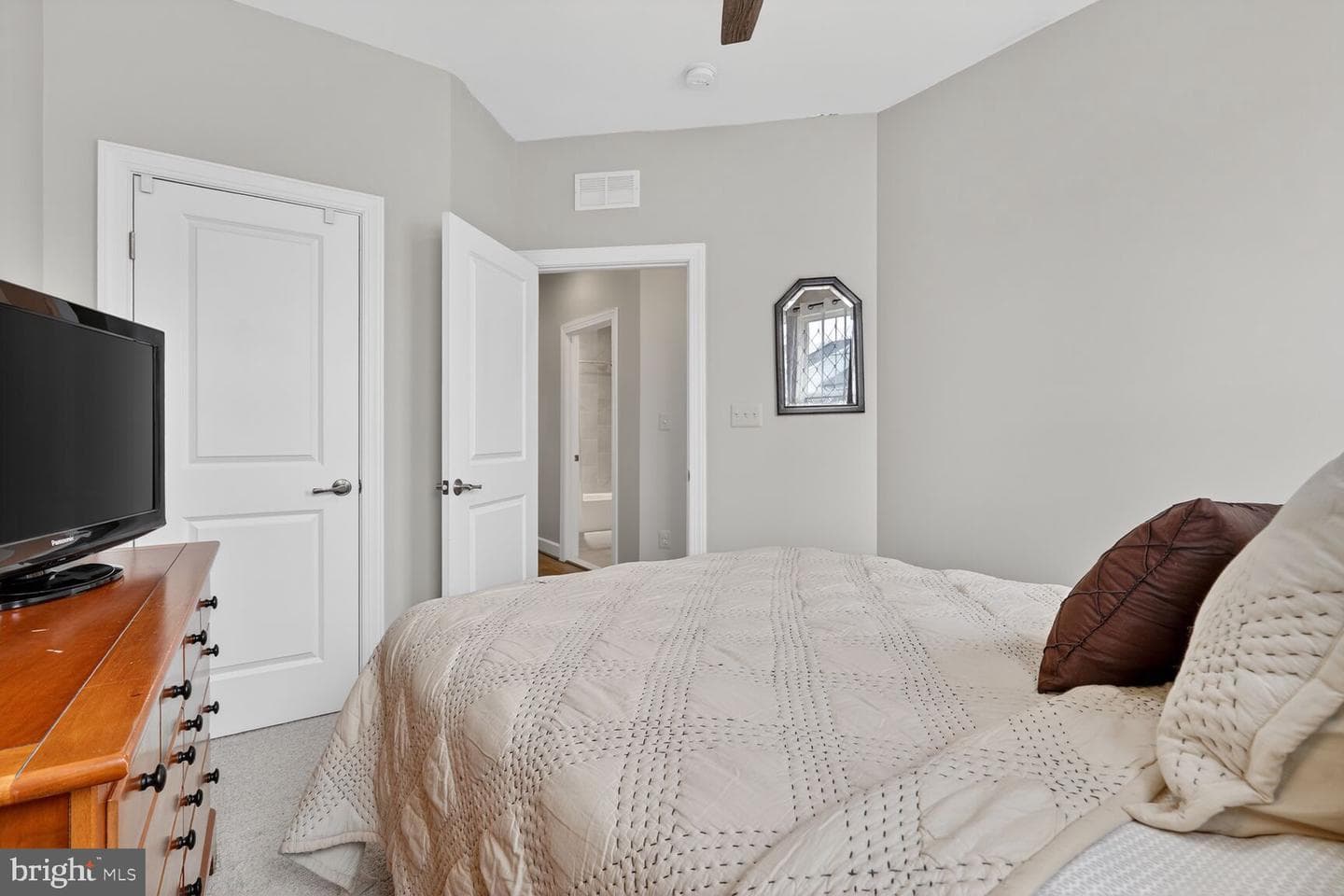 13890 Clear Lake Circle photo 36