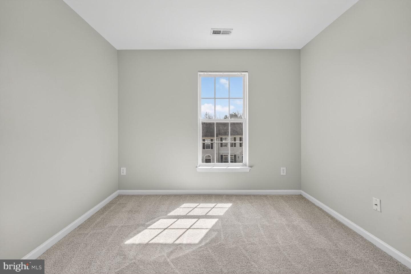 1252 Corbett Place photo 44