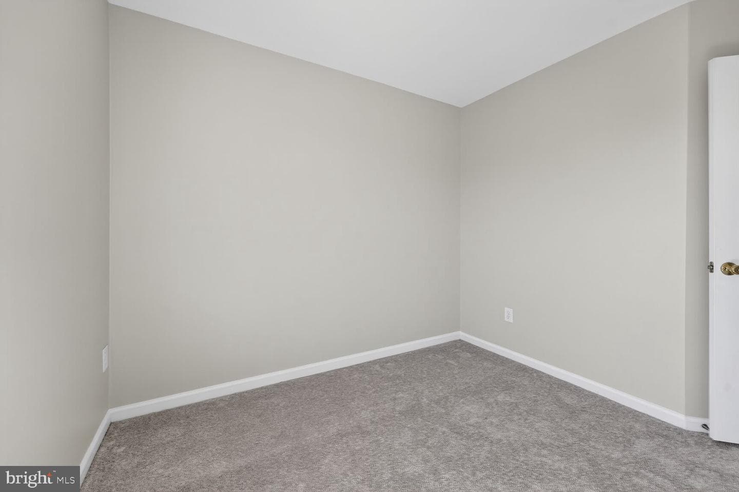 1252 Corbett Place photo 55