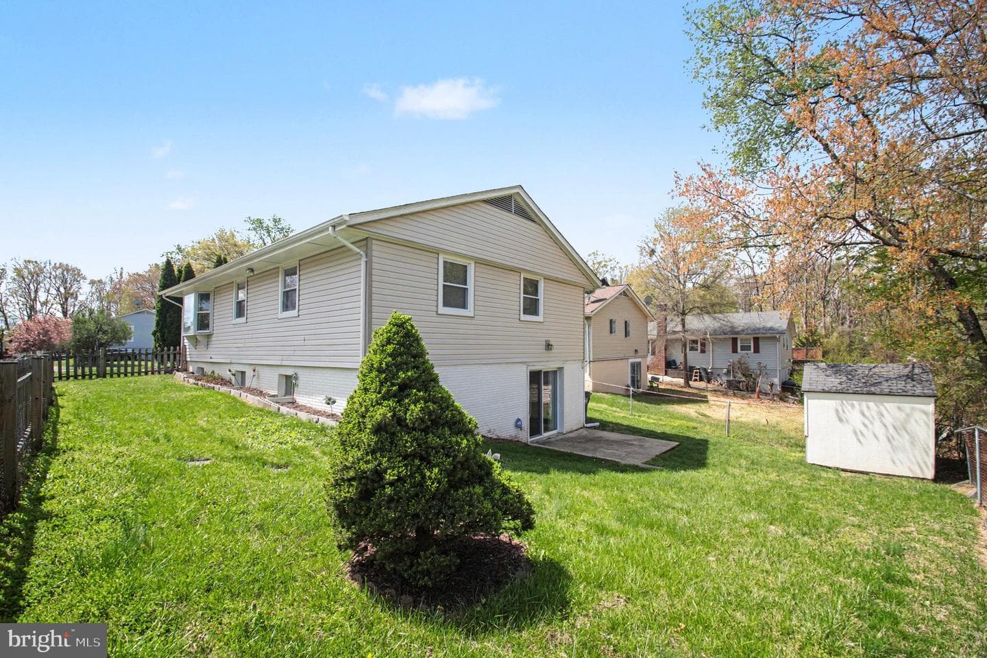 12698 Greenhall Drive photo 27