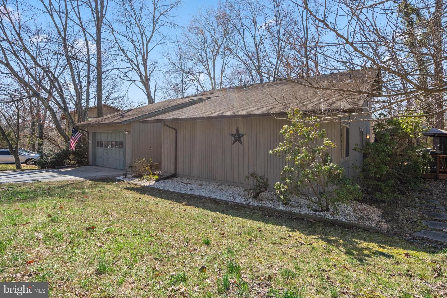2617 Woodfern Court photo 2
