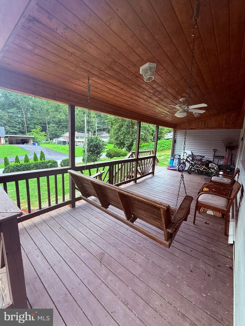 18318 Sharon Road photo 5