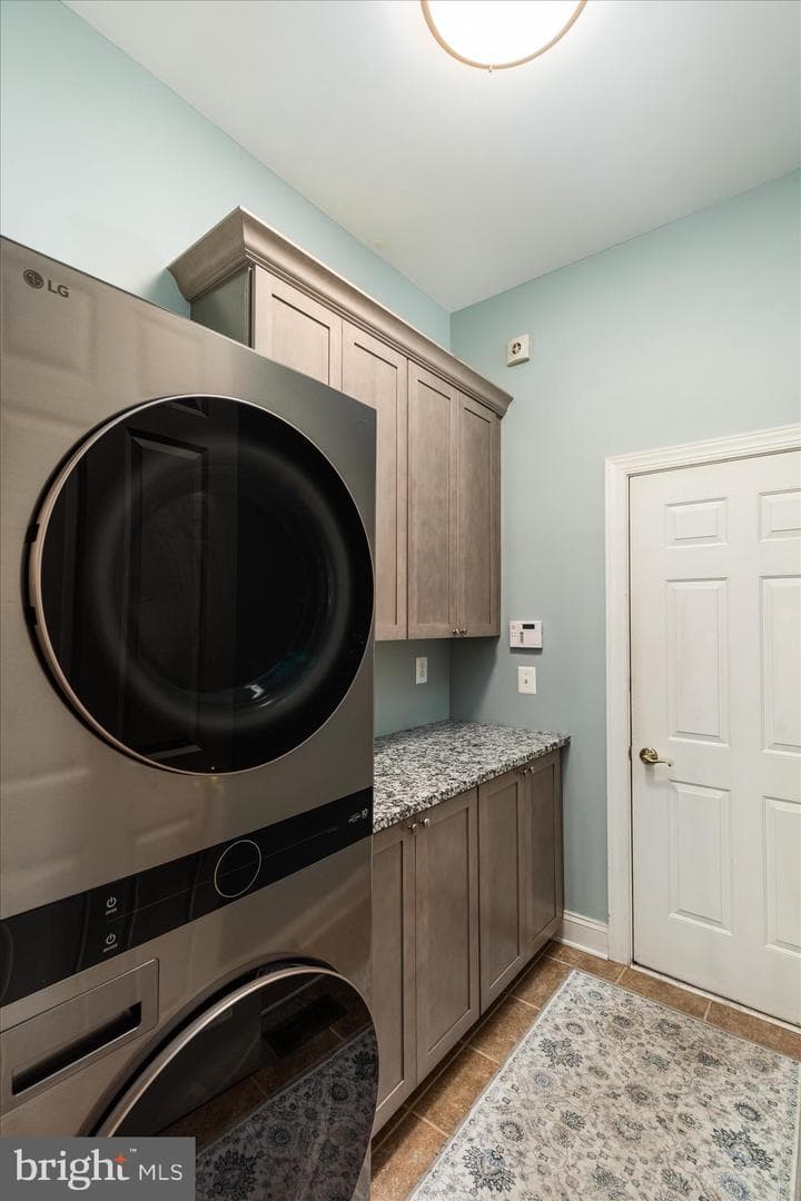 15564 Legacy Way photo 28