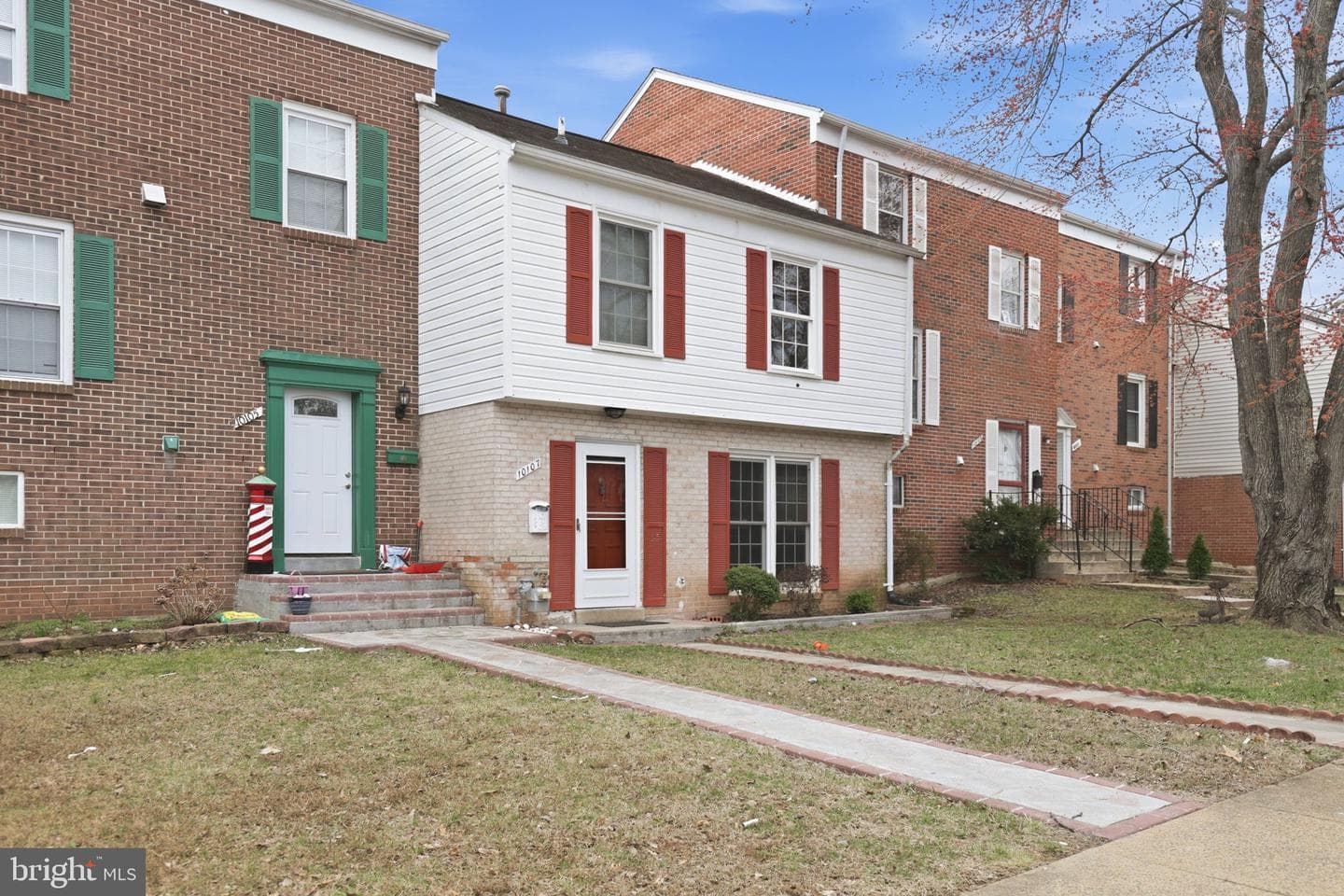 10107 Henry Court photo 3
