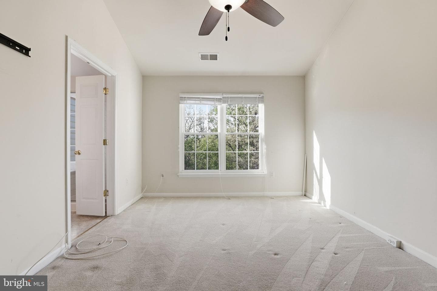 9814 Cheshire Ridge Circle photo 16