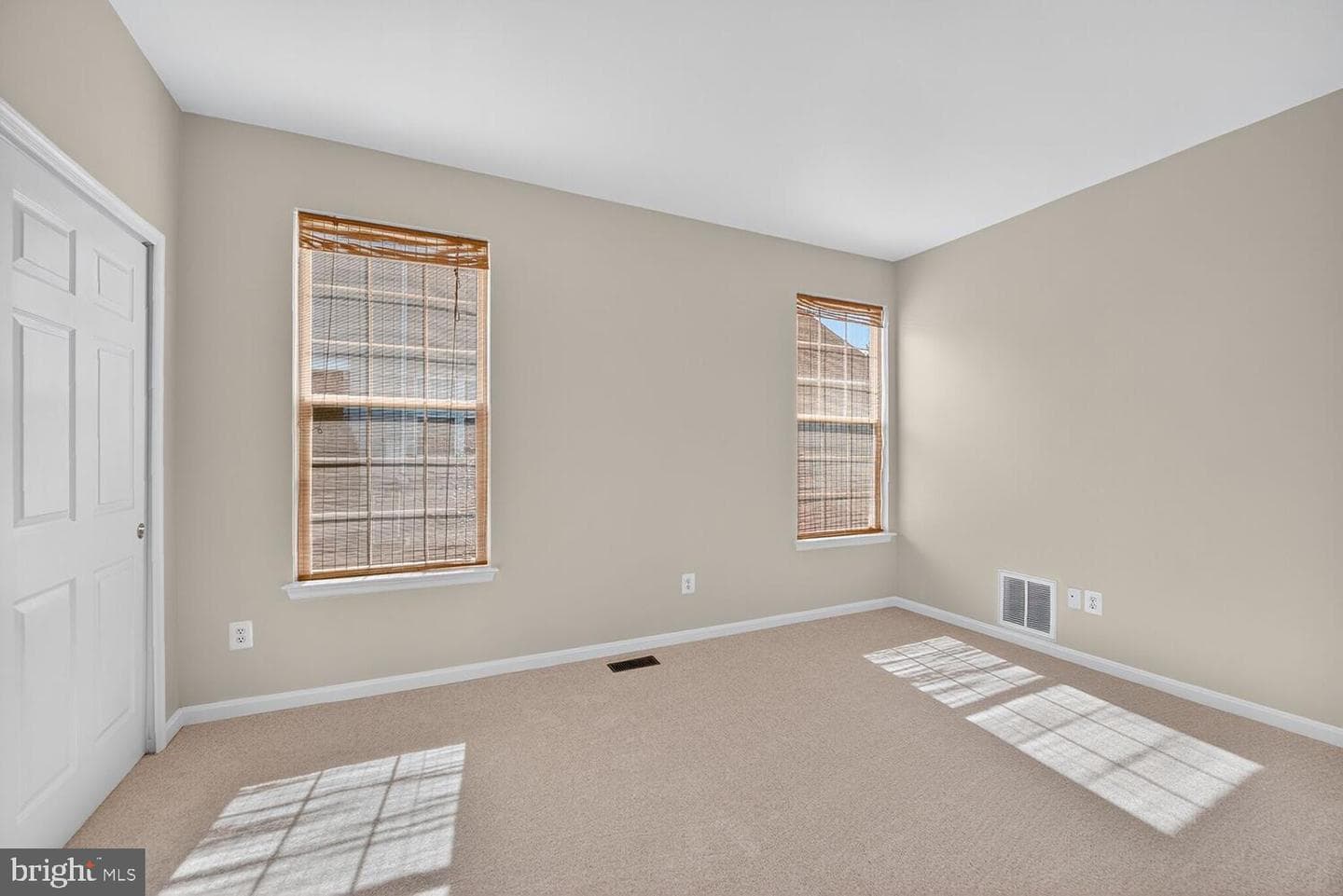 16837 Four Seasons Drive photo 36