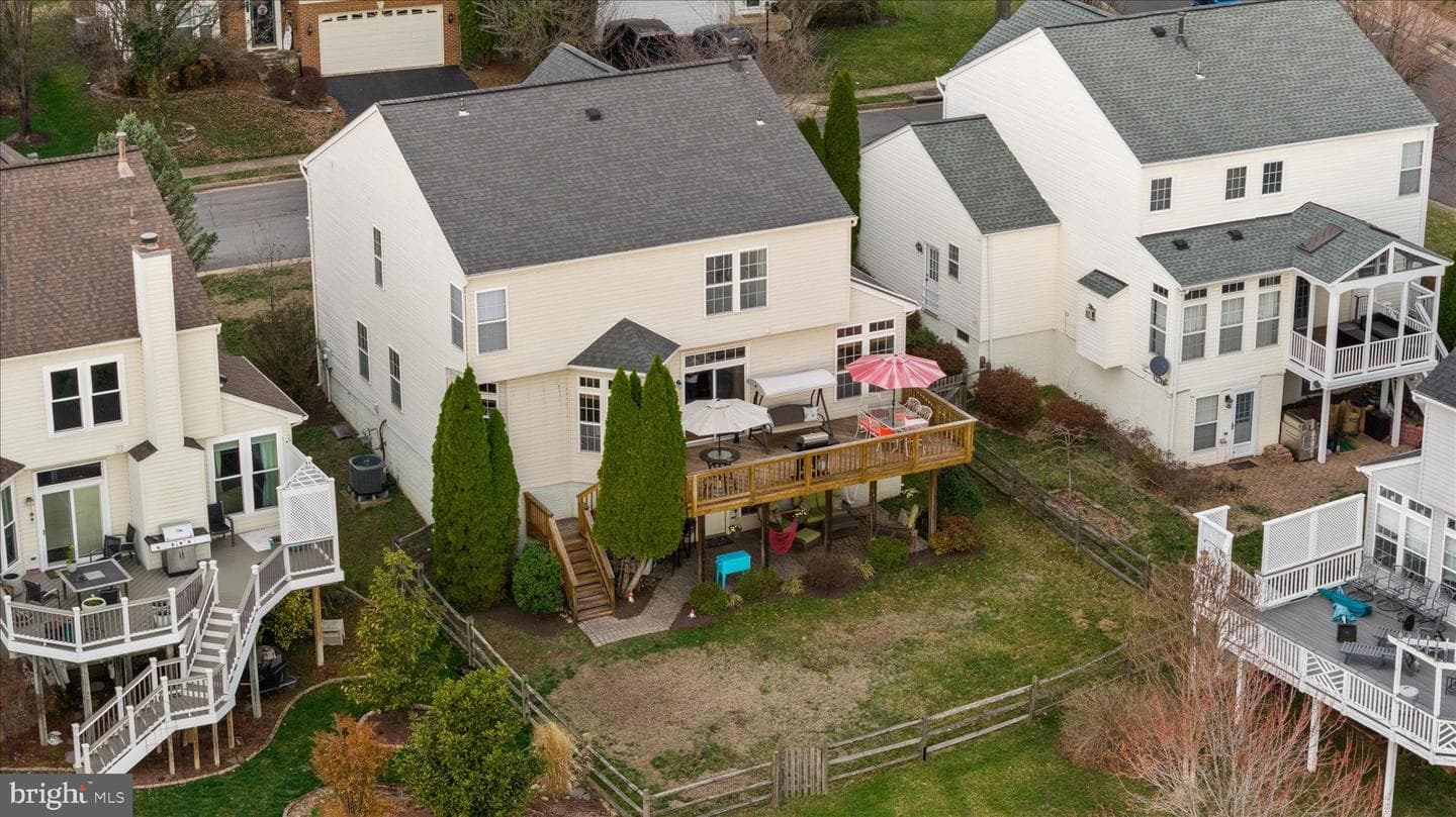 8107 Landfall Court photo 44
