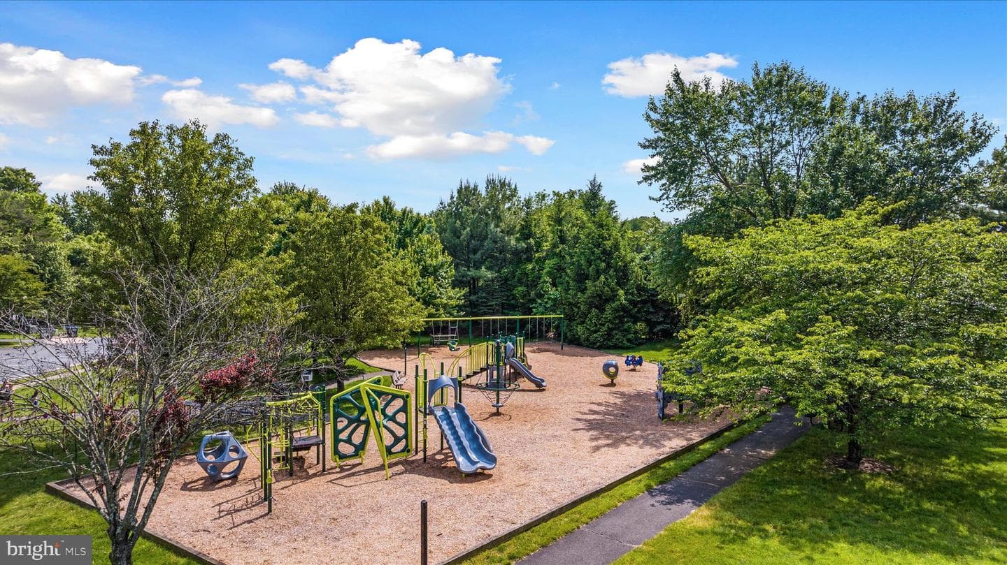 8107 Landfall Court photo 78