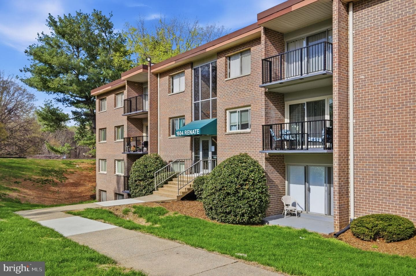 1604 Renate Drive #203, Woodbridge