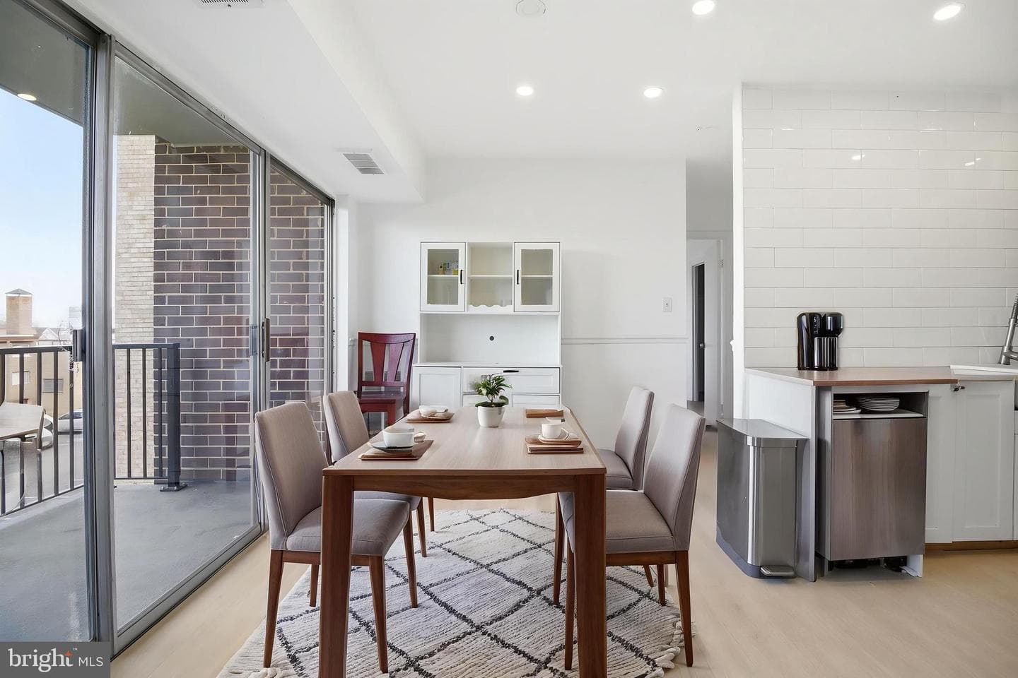 1604 Renate Drive #203 photo 3