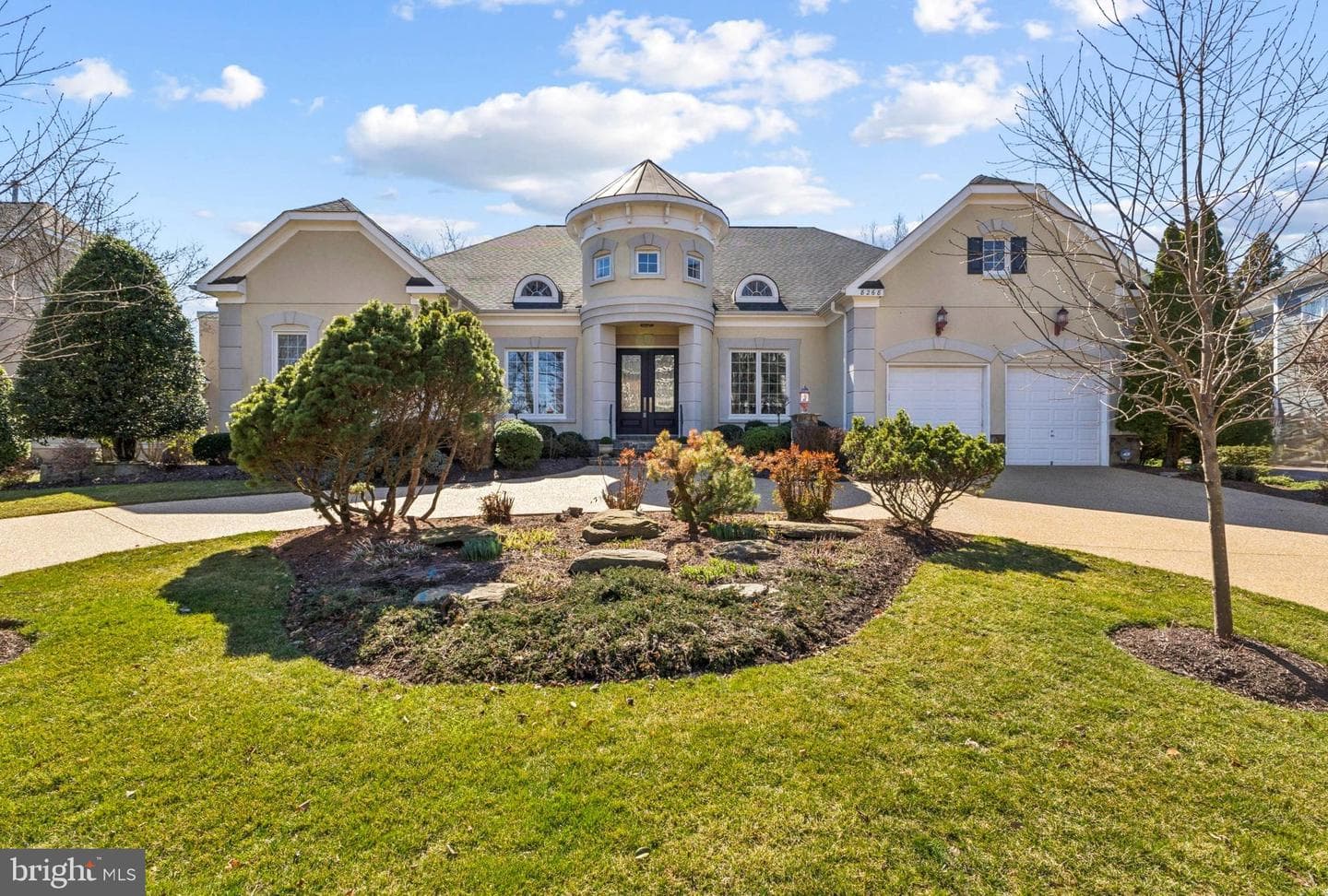 8268 Roxborough Loop photo 2