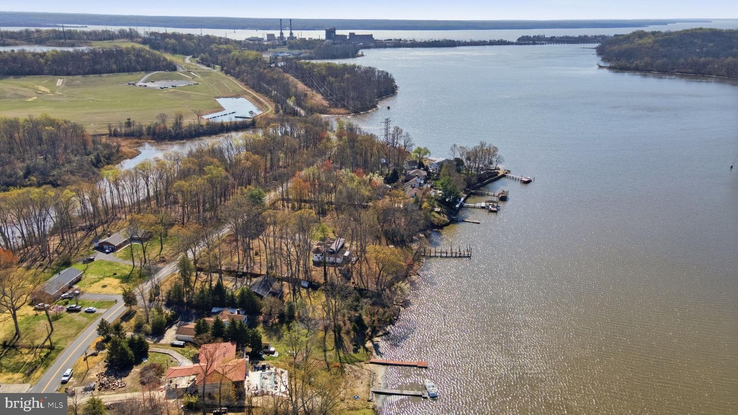 18330 Possum Point Road photo 11