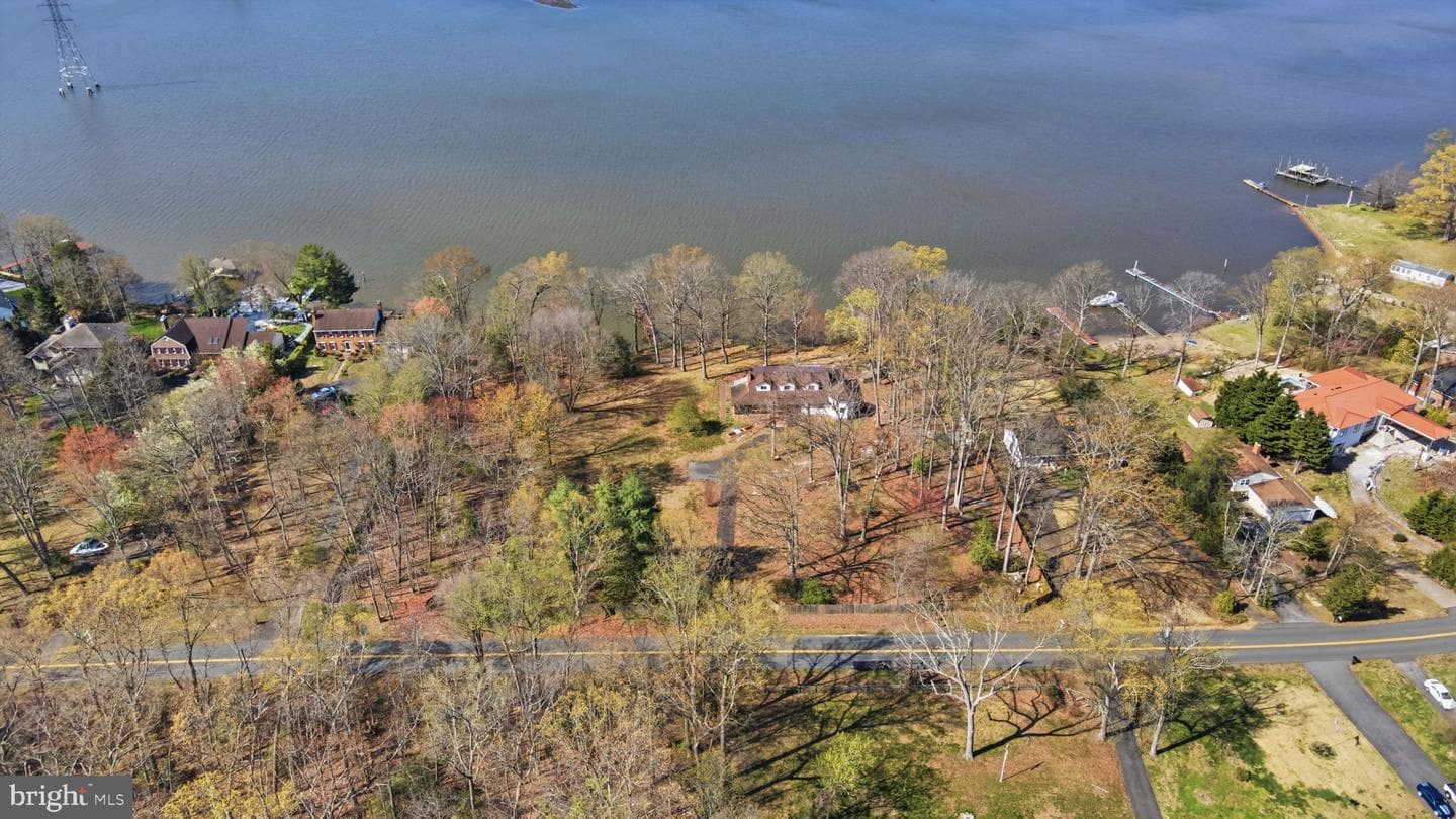 18330 Possum Point Road photo 8