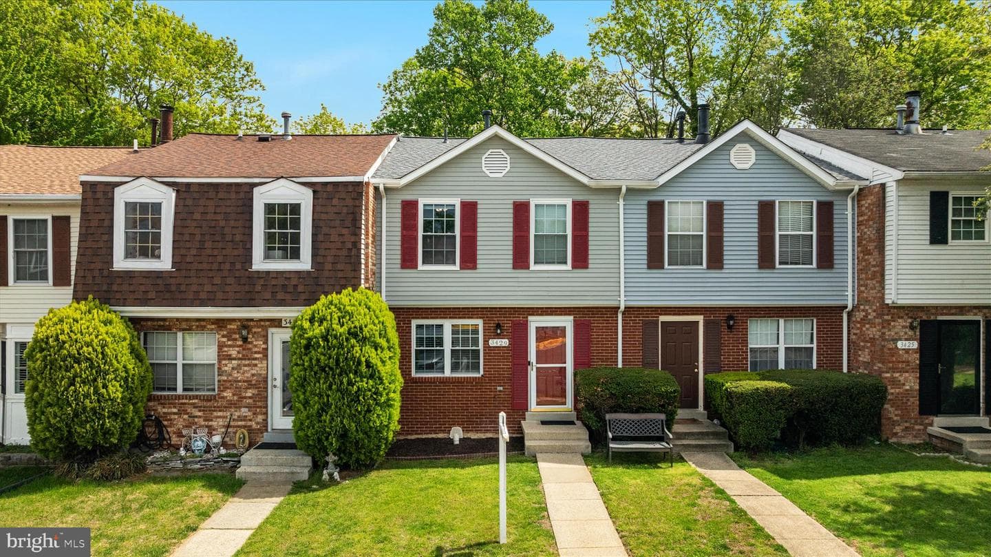 3429 Castle Hill Drive photo 2