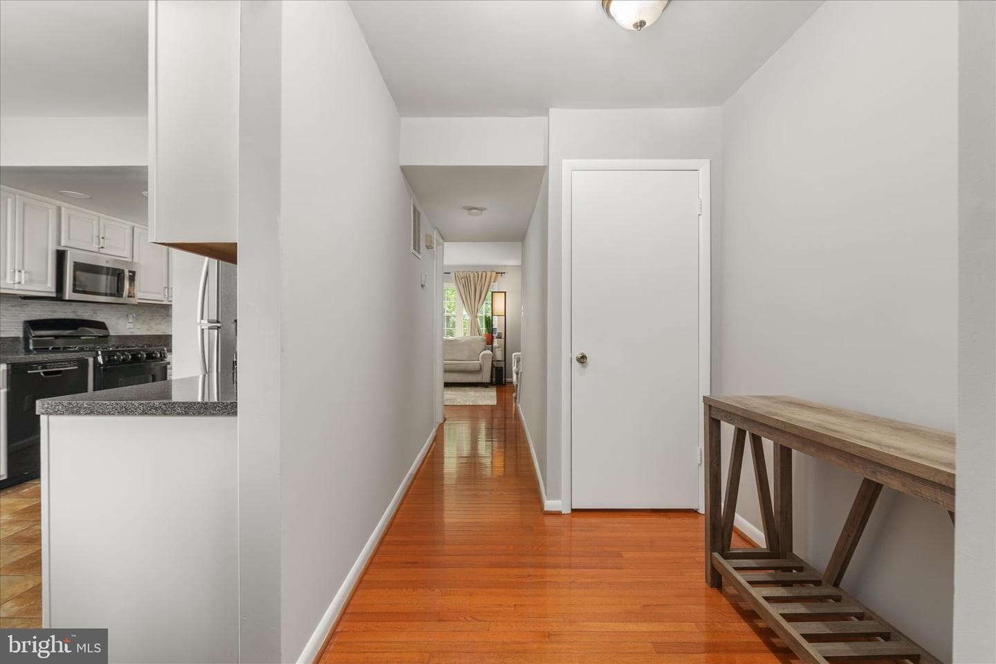 3429 Castle Hill Drive photo 4