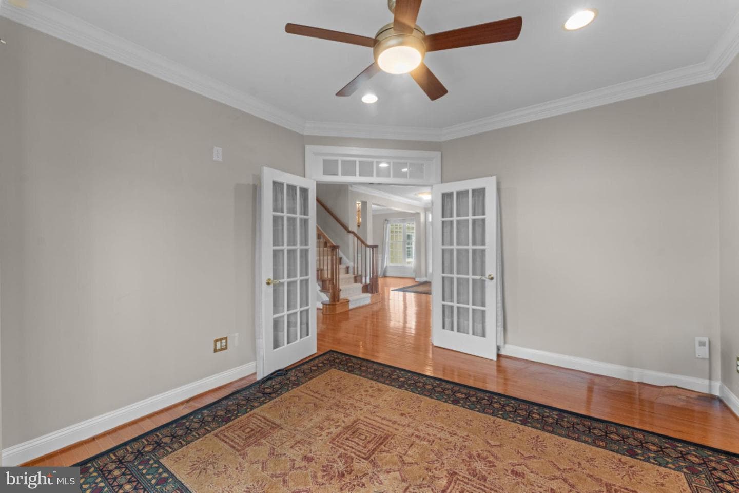 19228 Buna Street photo 17