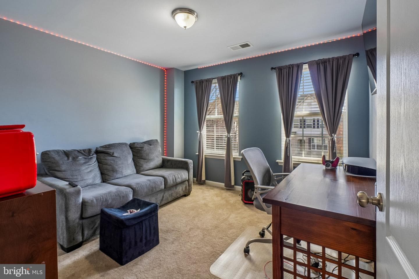8716 Raleigh Mews photo 28