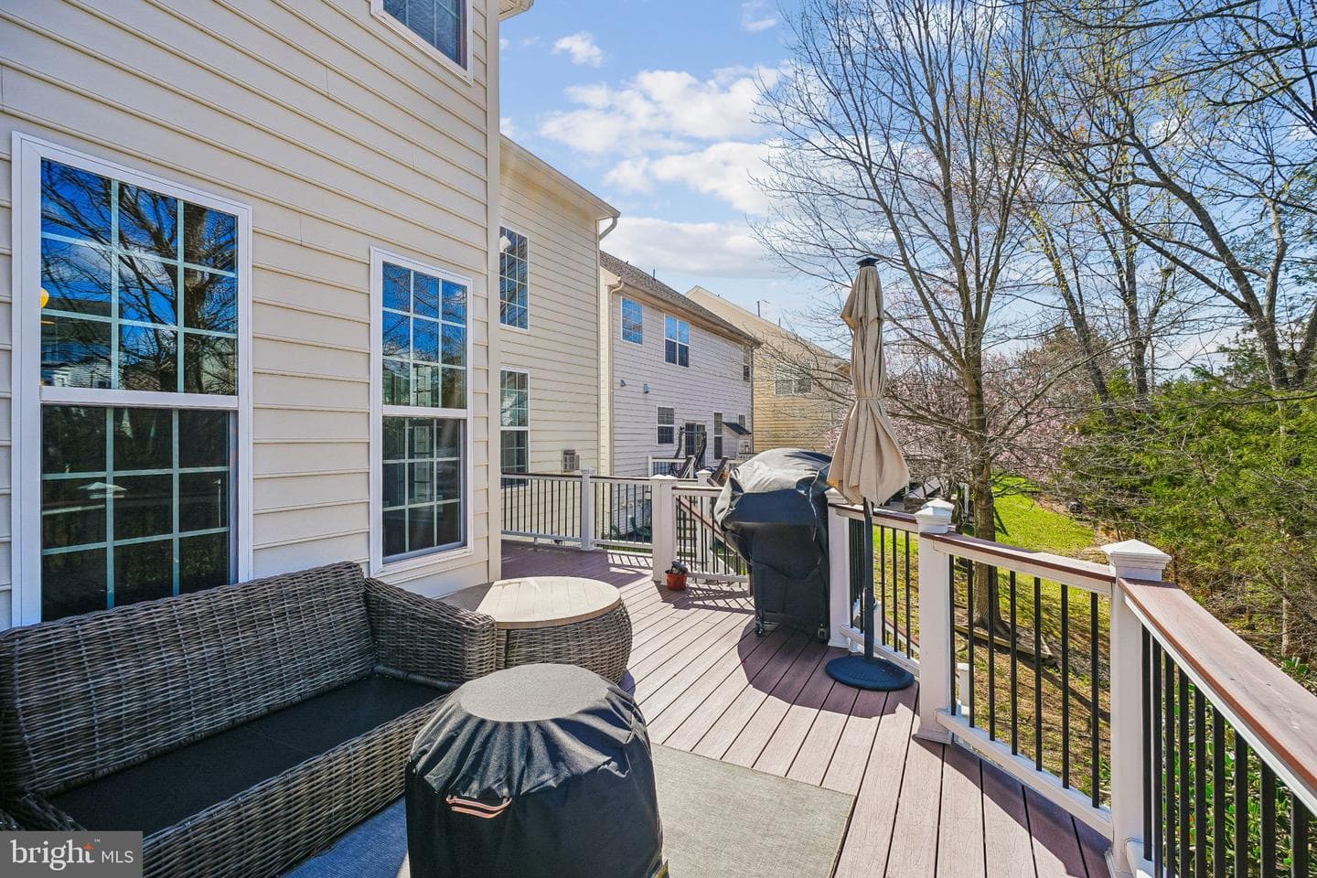 8716 Raleigh Mews photo 36
