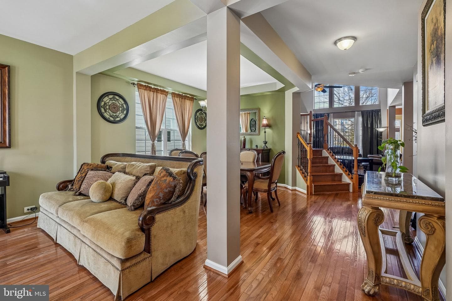 8716 Raleigh Mews photo 5