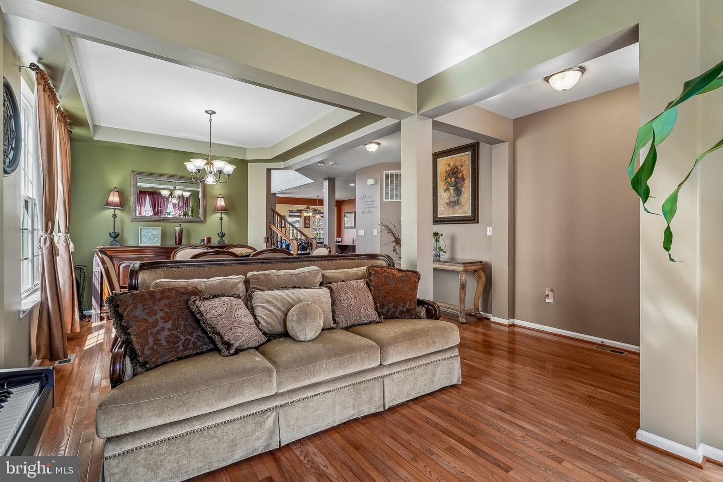 8716 Raleigh Mews photo 7