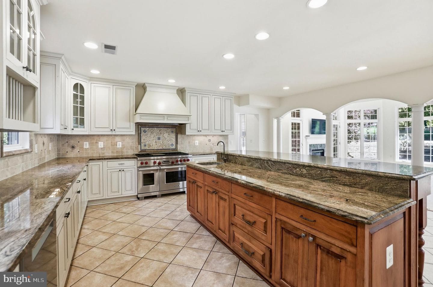 7008 Trappers Court photo 21