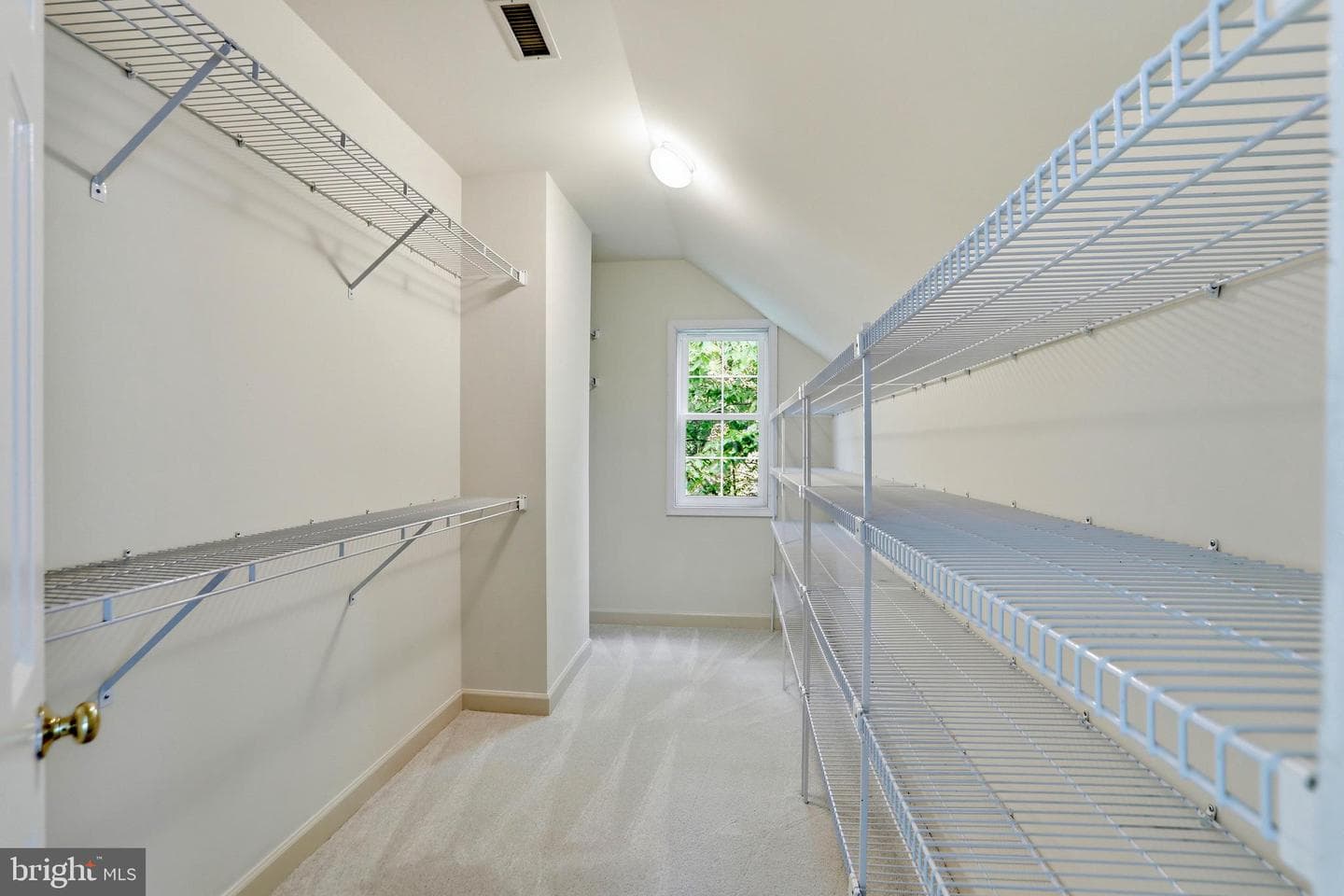 7008 Trappers Court photo 31