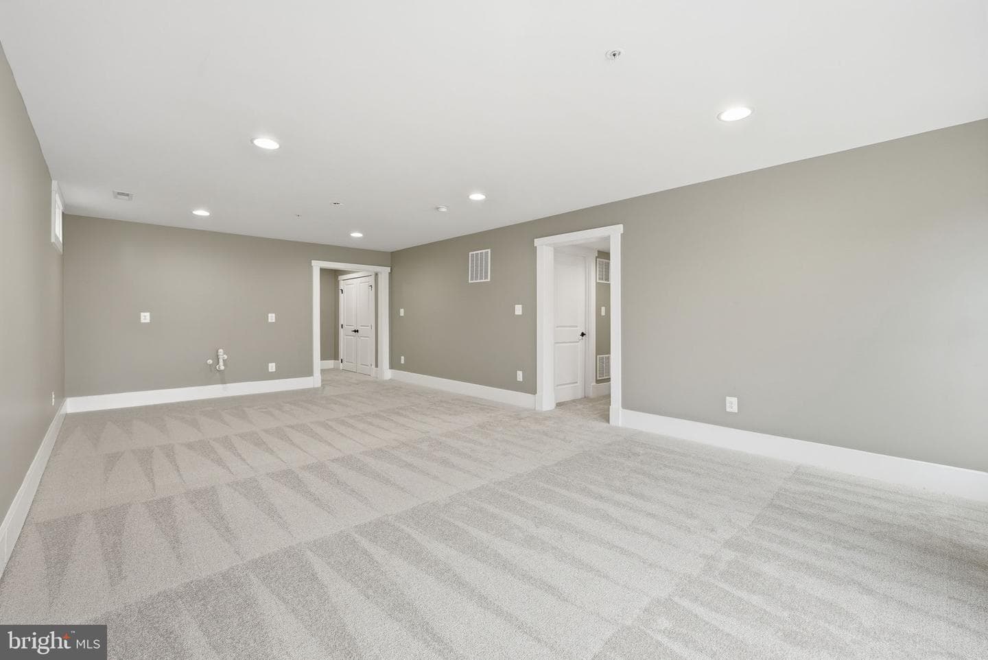 16956 Takeaway Lane photo 47