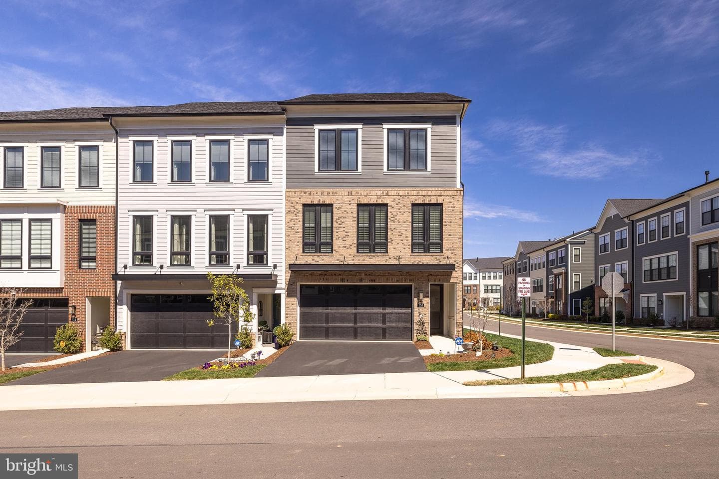 620 Angelfish Way