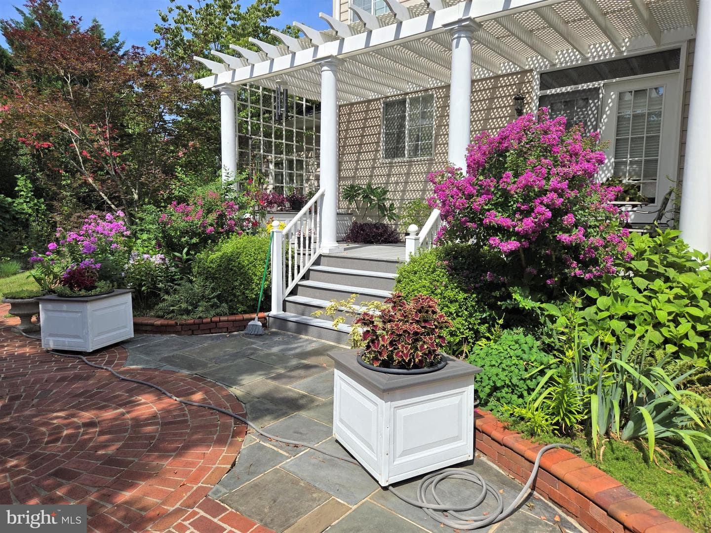 5725 Caribbean Court photo 7