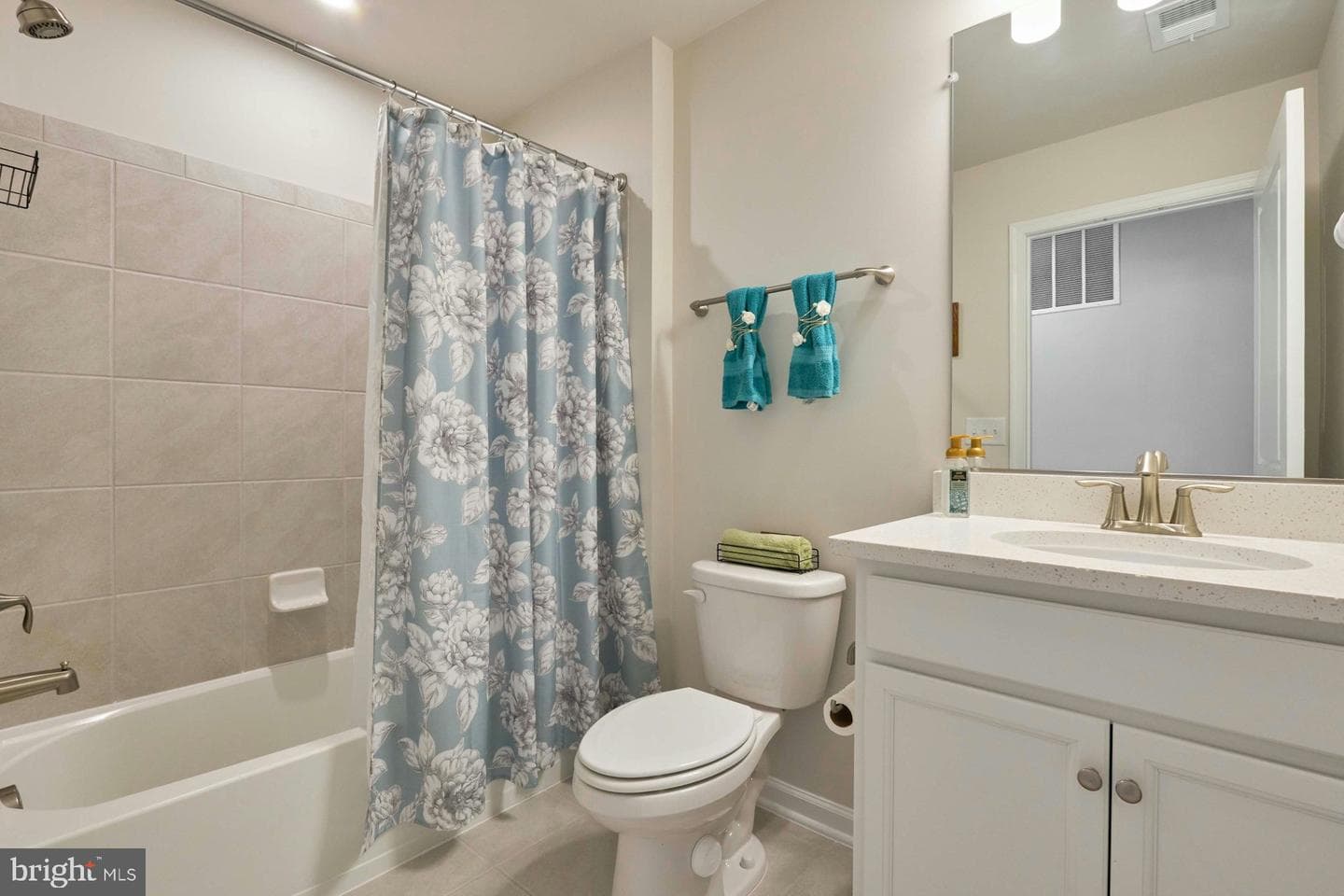 15563 Blue Lotus Lane photo 31