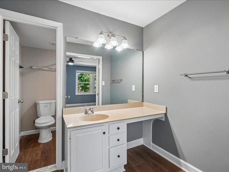 12123 Salemtown Drive photo 12