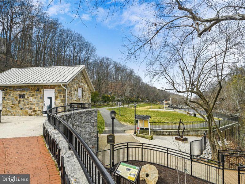 12123 Salemtown Drive photo 53