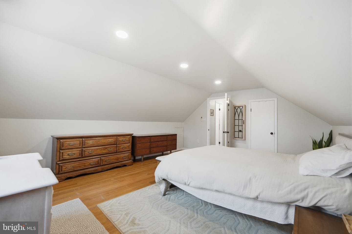 2101 York Drive photo 18