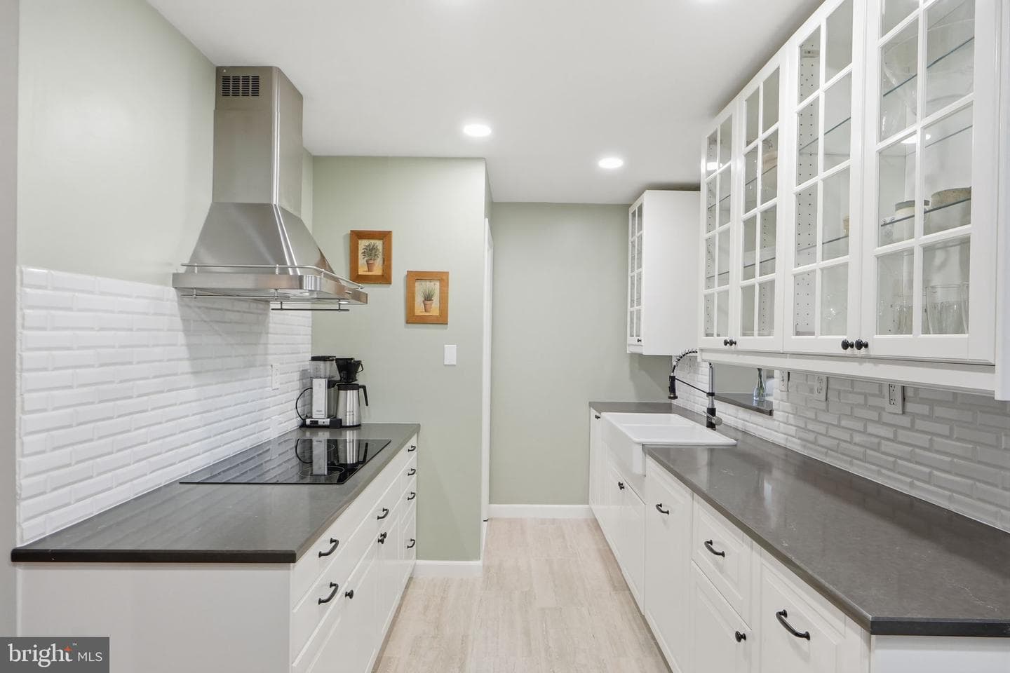 2101 York Drive photo 3