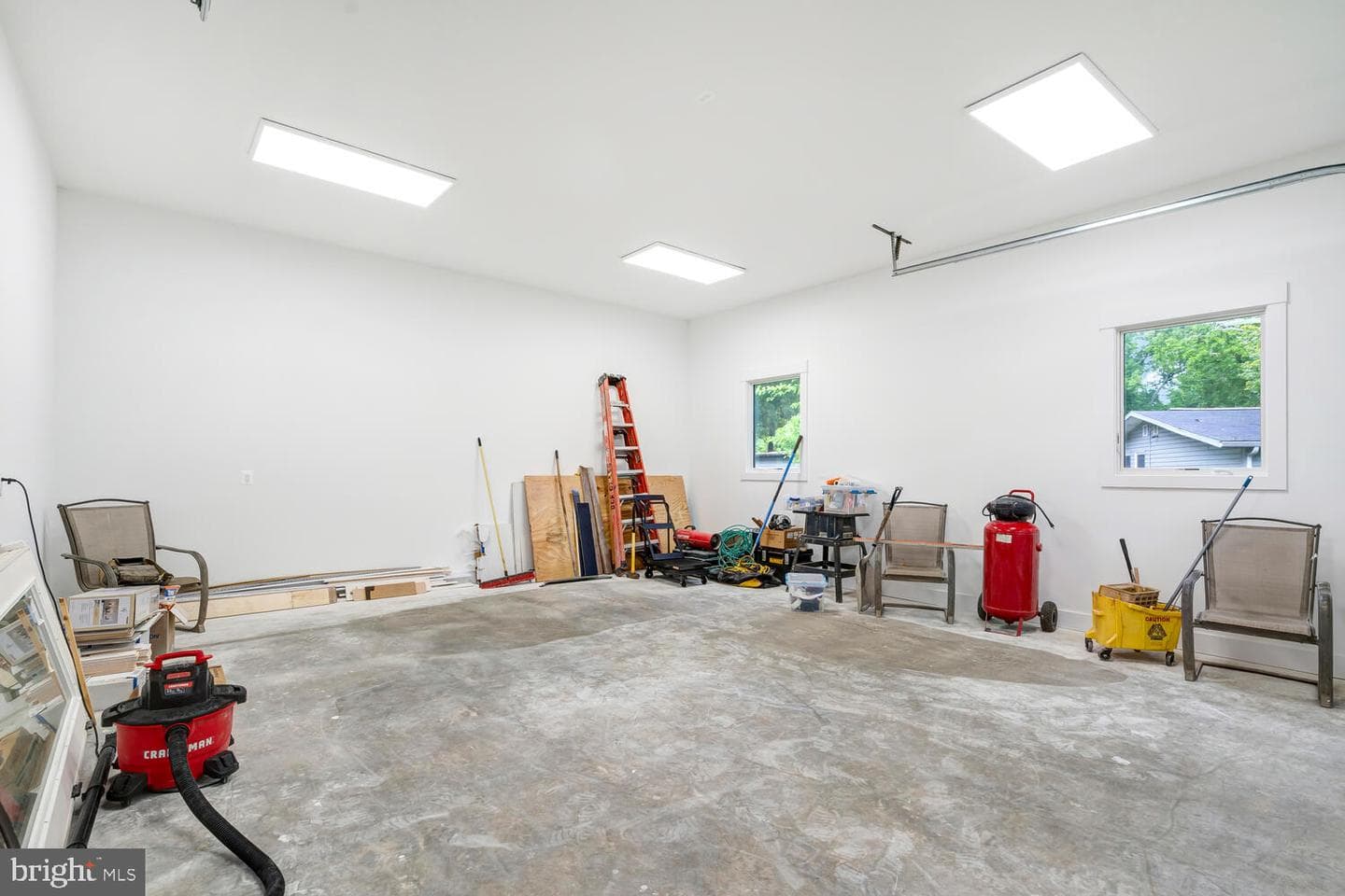 13711 Joyce Road photo 32