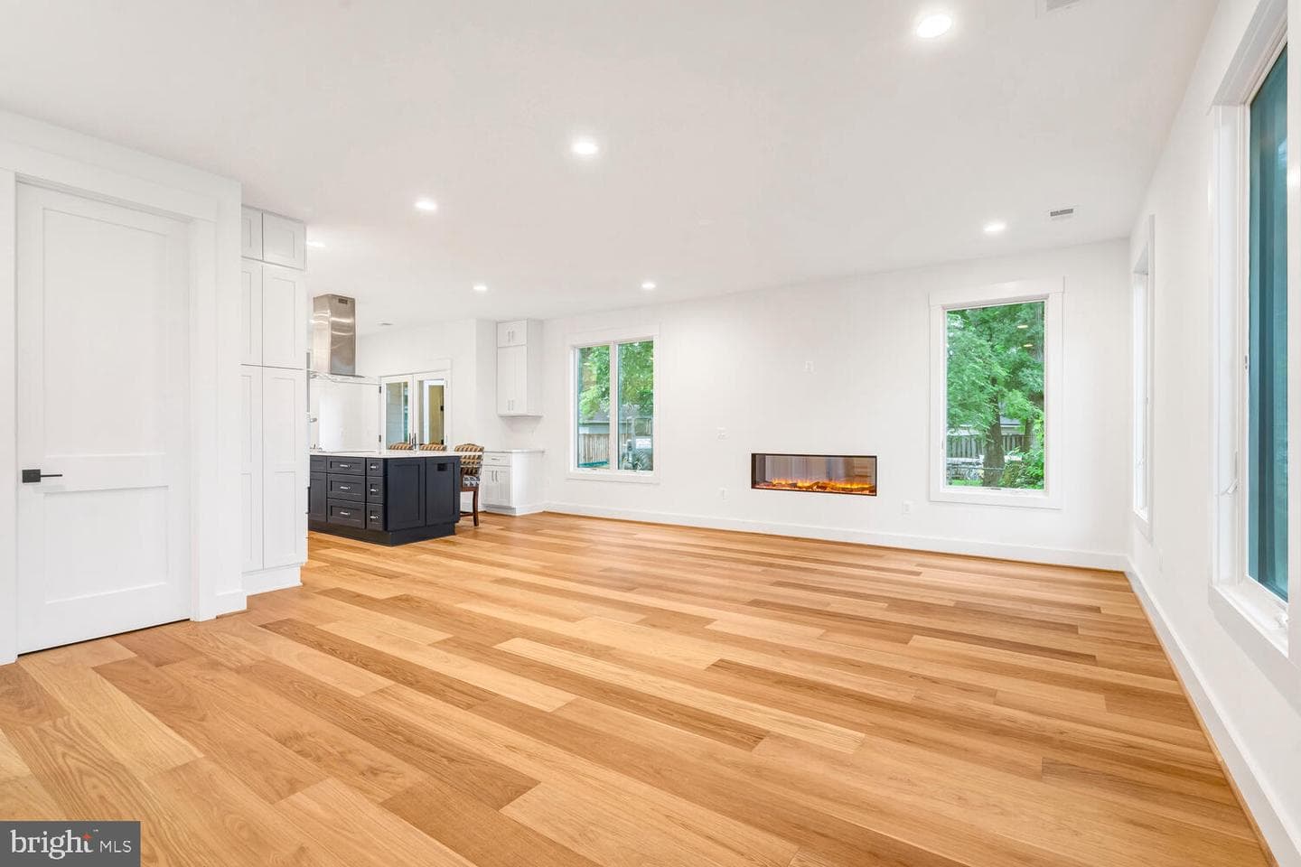 13711 Joyce Road photo 5