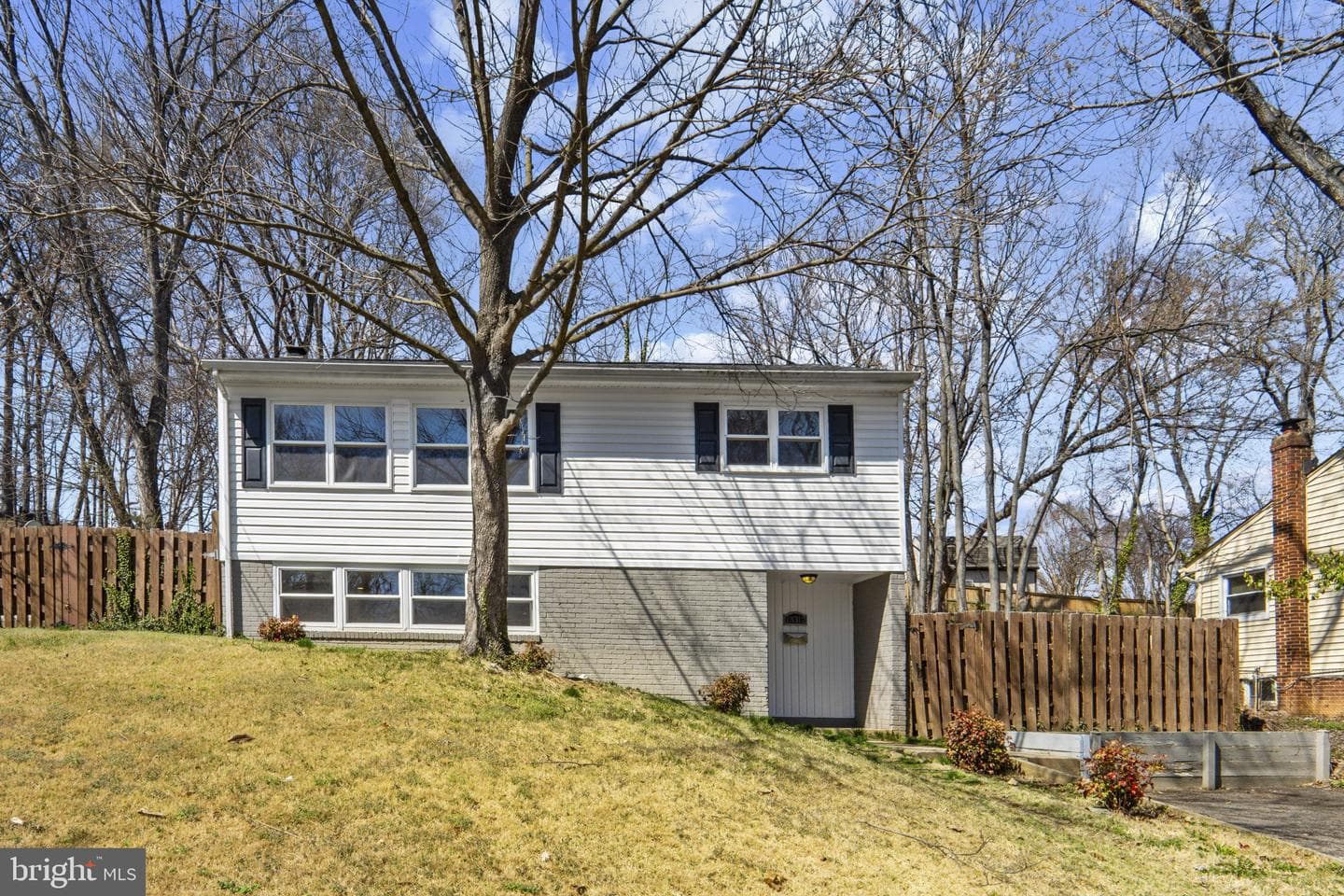 13312 Maple Leaf Lane photo 3