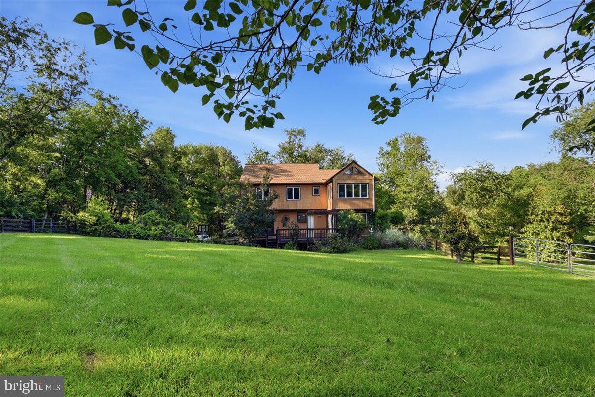 4366 Stepney Drive photo 43