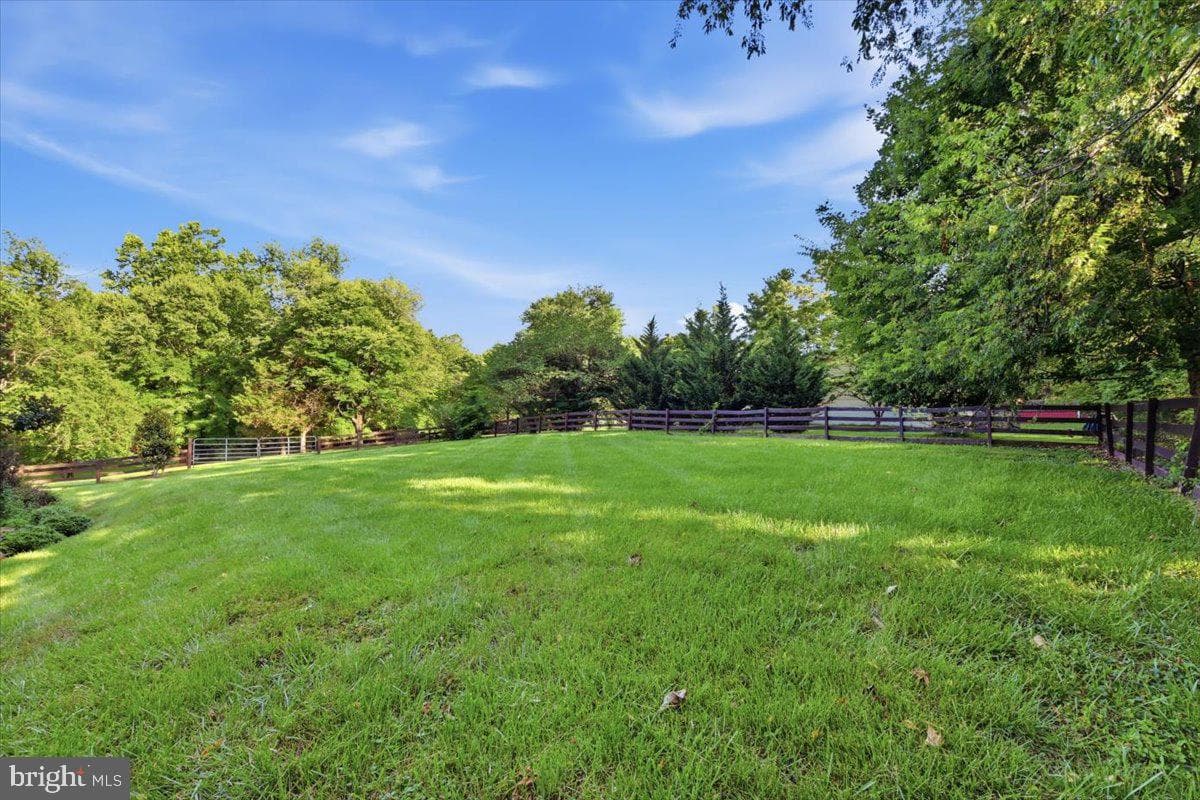 4366 Stepney Drive photo 45