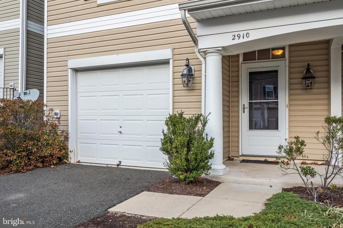 2910 Truffle Oak Place photo 30