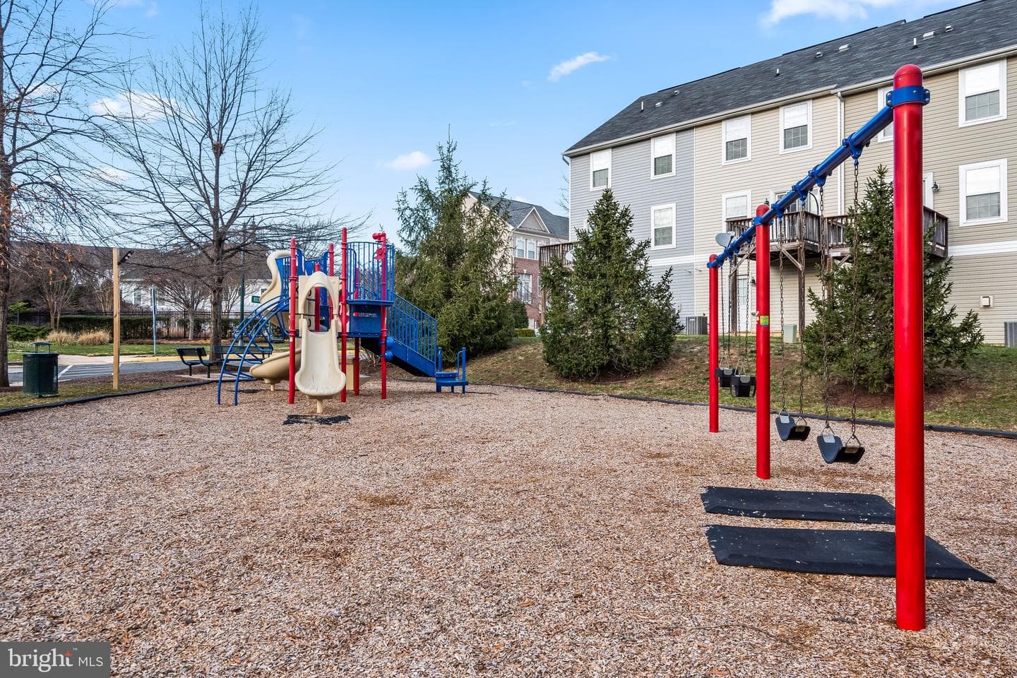 2910 Truffle Oak Place photo 6