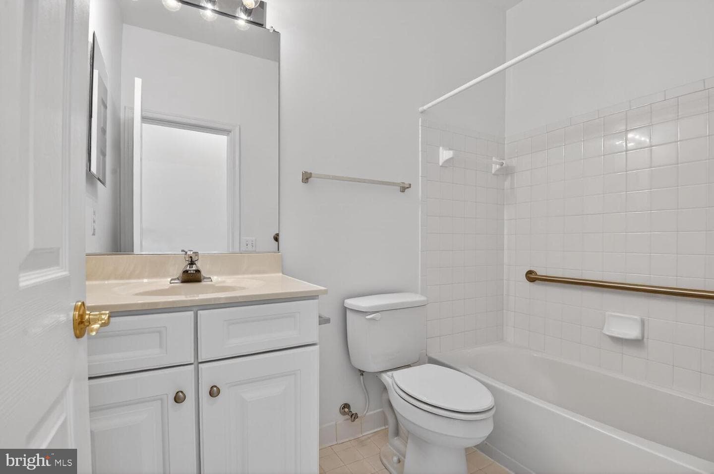17602 Four Seasons Drive photo 15