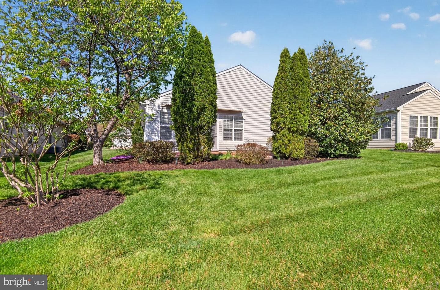 17602 Four Seasons Drive photo 3