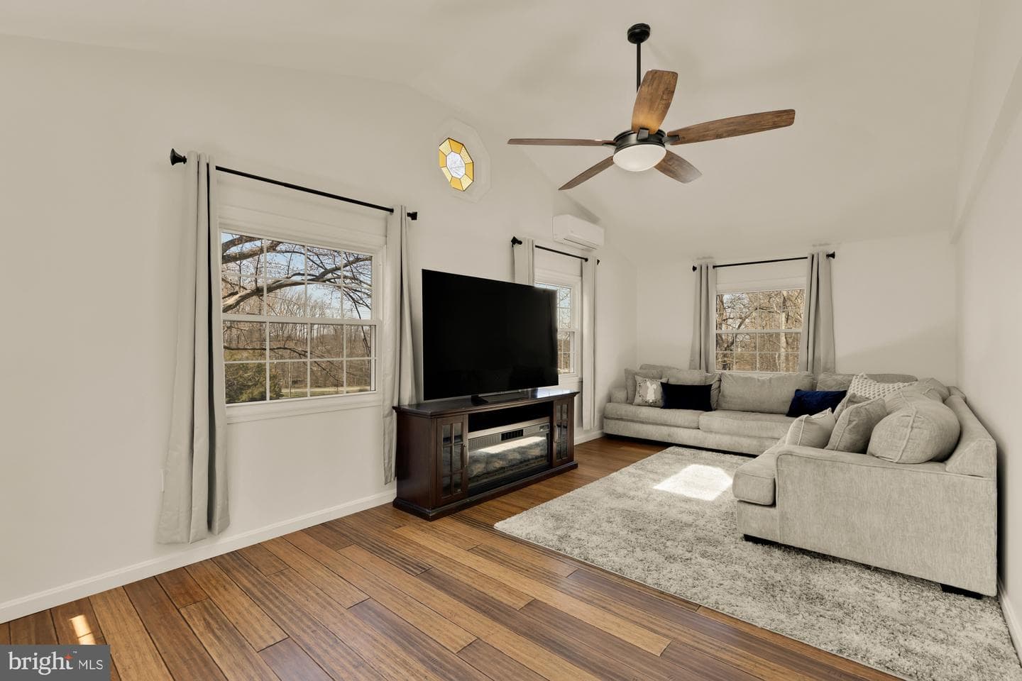 2205 Cherry Hill Road photo 6