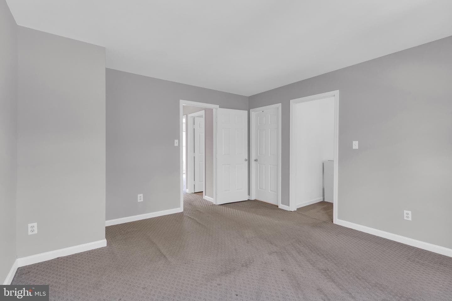 8552 Cabot Court photo 12
