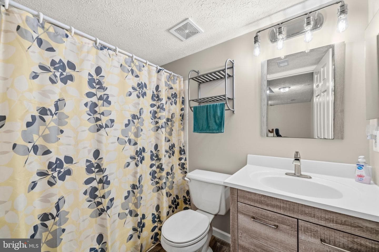 2932 Nicely Court photo 40