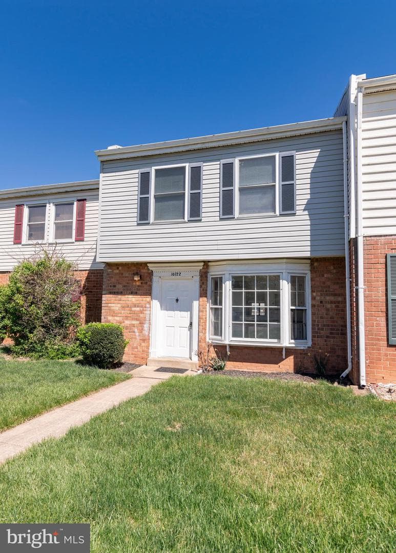 10722 Meadow Grove Court photo 2