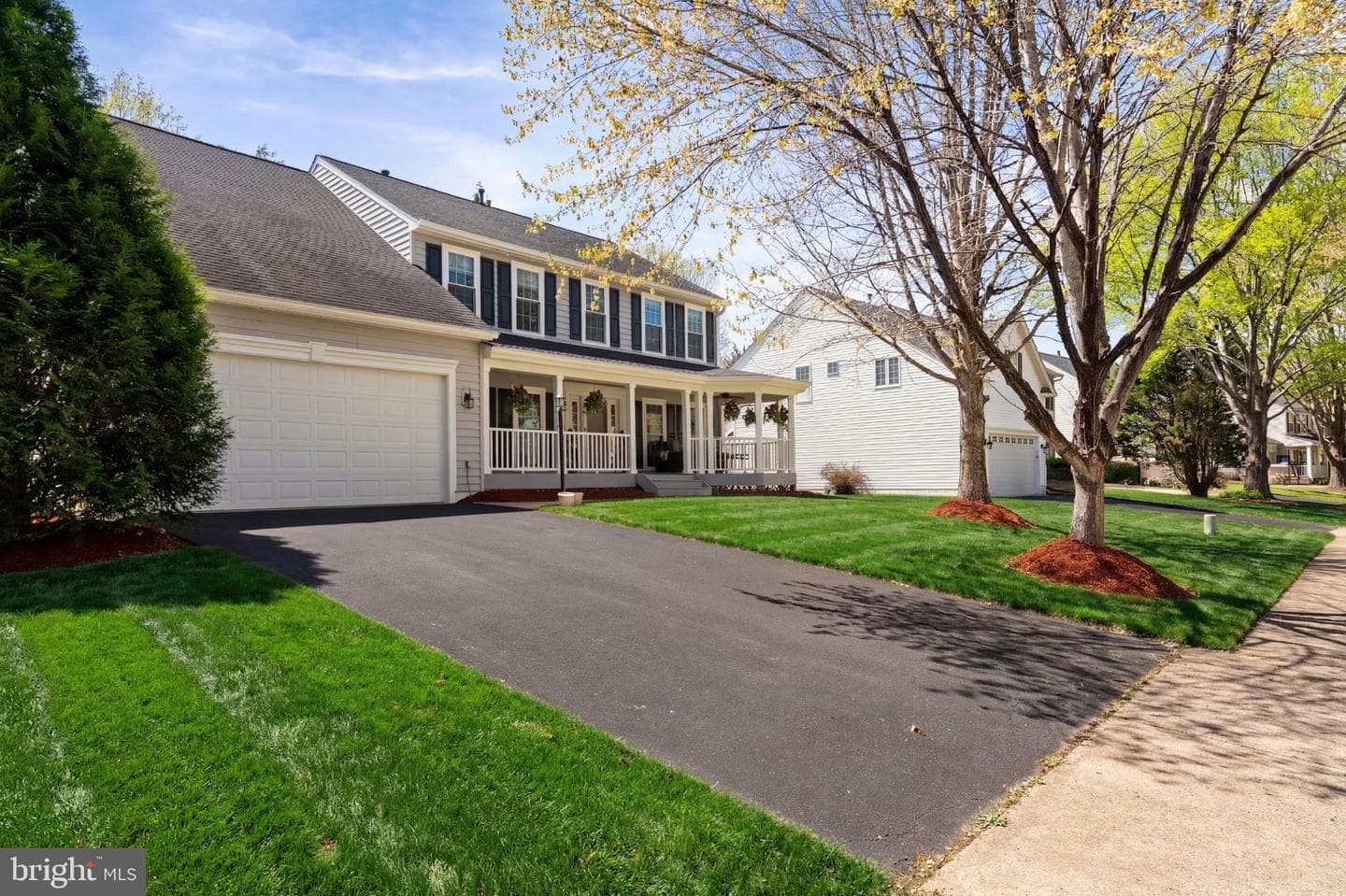 6472 Colonial Village Loop photo 2