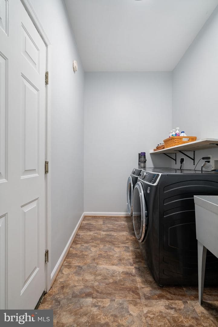 6472 Colonial Village Loop photo 22